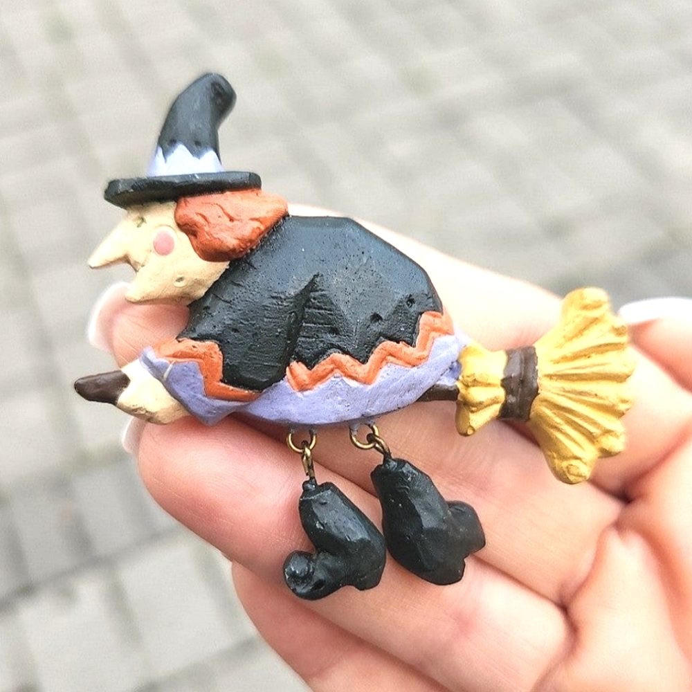 Anthropologie Whimsical Handcarved Wooden Flying Witch Brooch